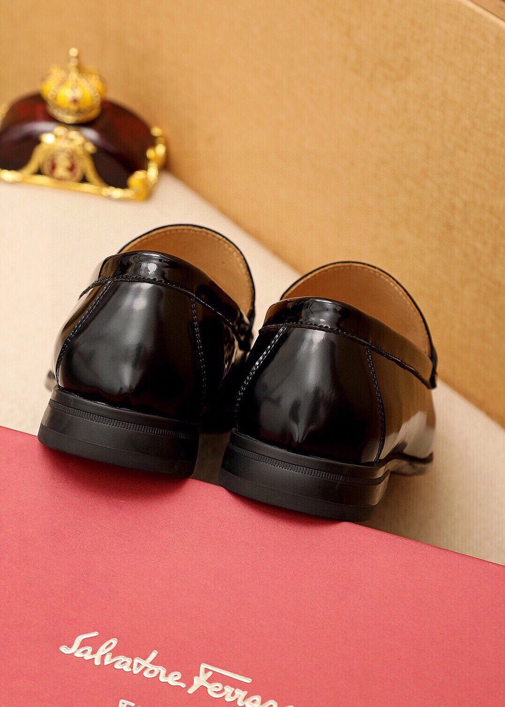 Ferragamo Men's Black Hardware Loafers - Apron-Toe Stitching